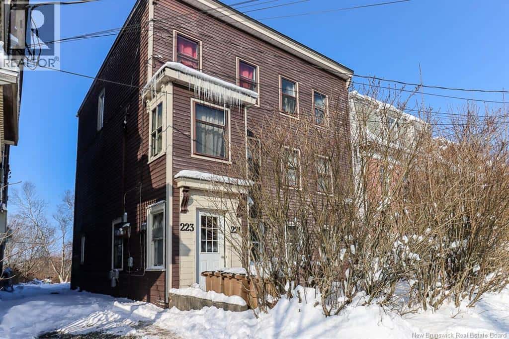 221-223 Douglas Avenue — Saint John, New Brunswick - Photo 2 of 9