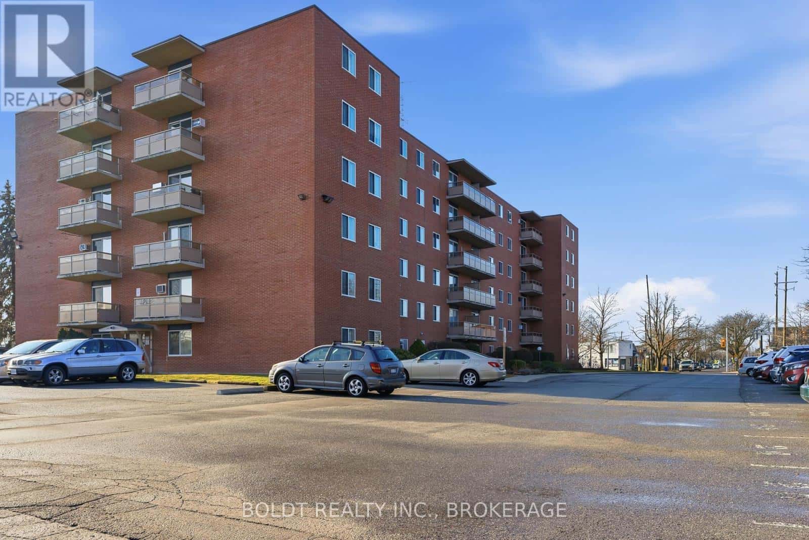 107 - 264 GRANTHAM AVENUE — St. Catharines (Carlton/Bunting), Ontario - Photo 3 of 21