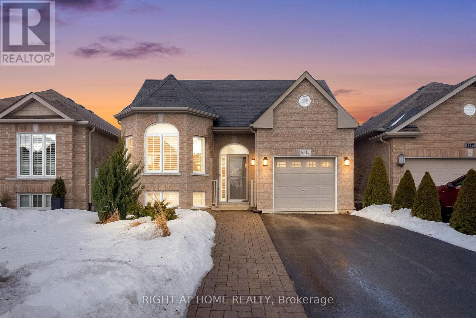 1645 WHITESTONE DRIVE — Oshawa (Samac), Ontario - Main photo