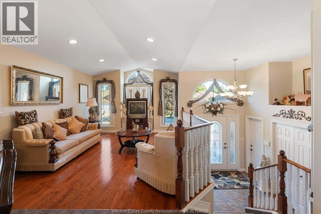 4 Francesco COURT — Leamington, Ontario - Photo 5 of 41