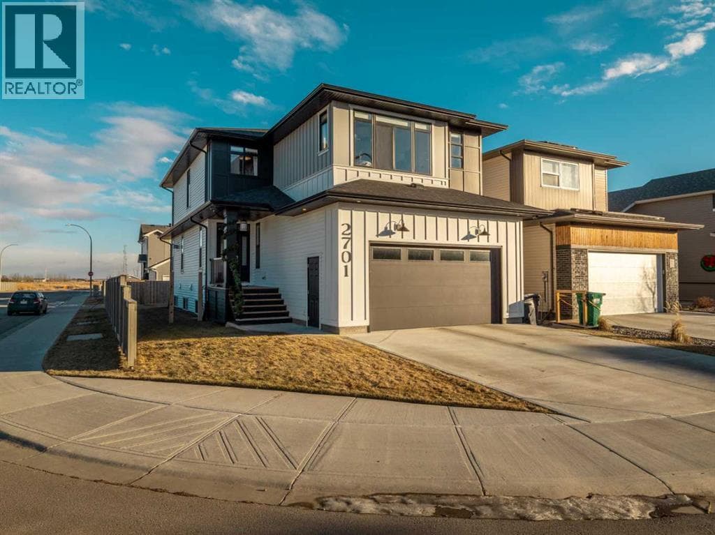 2701 46 Street S — Lethbridge, Alberta - Main photo