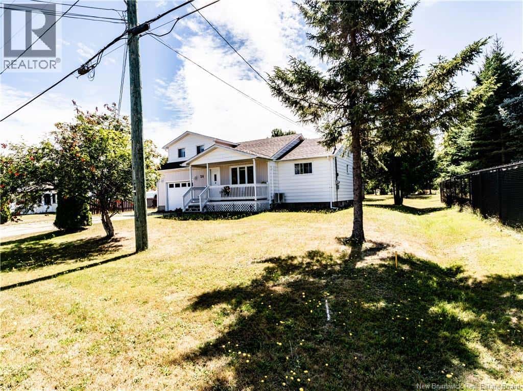 24 Moise — Rogersville, New Brunswick - Photo 3 of 25