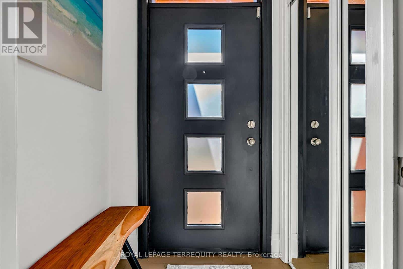 285 LISGAR STREET — Toronto (Little Portugal), Ontario - Photo 5 of 40