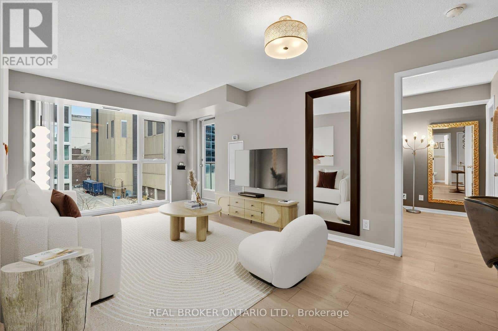 409 - 96 ST PATRICK STREET — Toronto (Kensington-Chinatown), Ontario - Photo 2 of 37