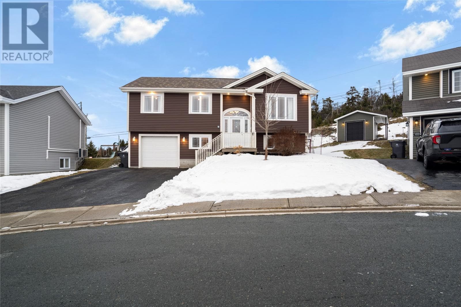 9 Goldust Place — Conception Bay South, Newfoundland & Labrador - Main photo