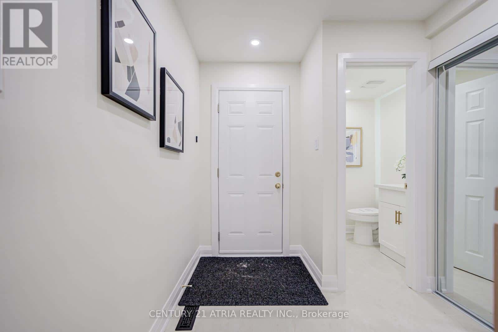 10 - 590 SANDHURST CIRCLE — Toronto (Agincourt North), Ontario - Photo 4 of 32