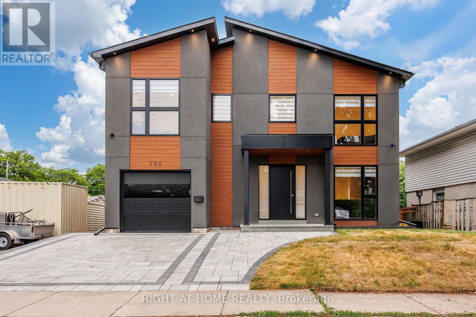 584 WALKERS LINE — Burlington (Roseland), Ontario - Main photo