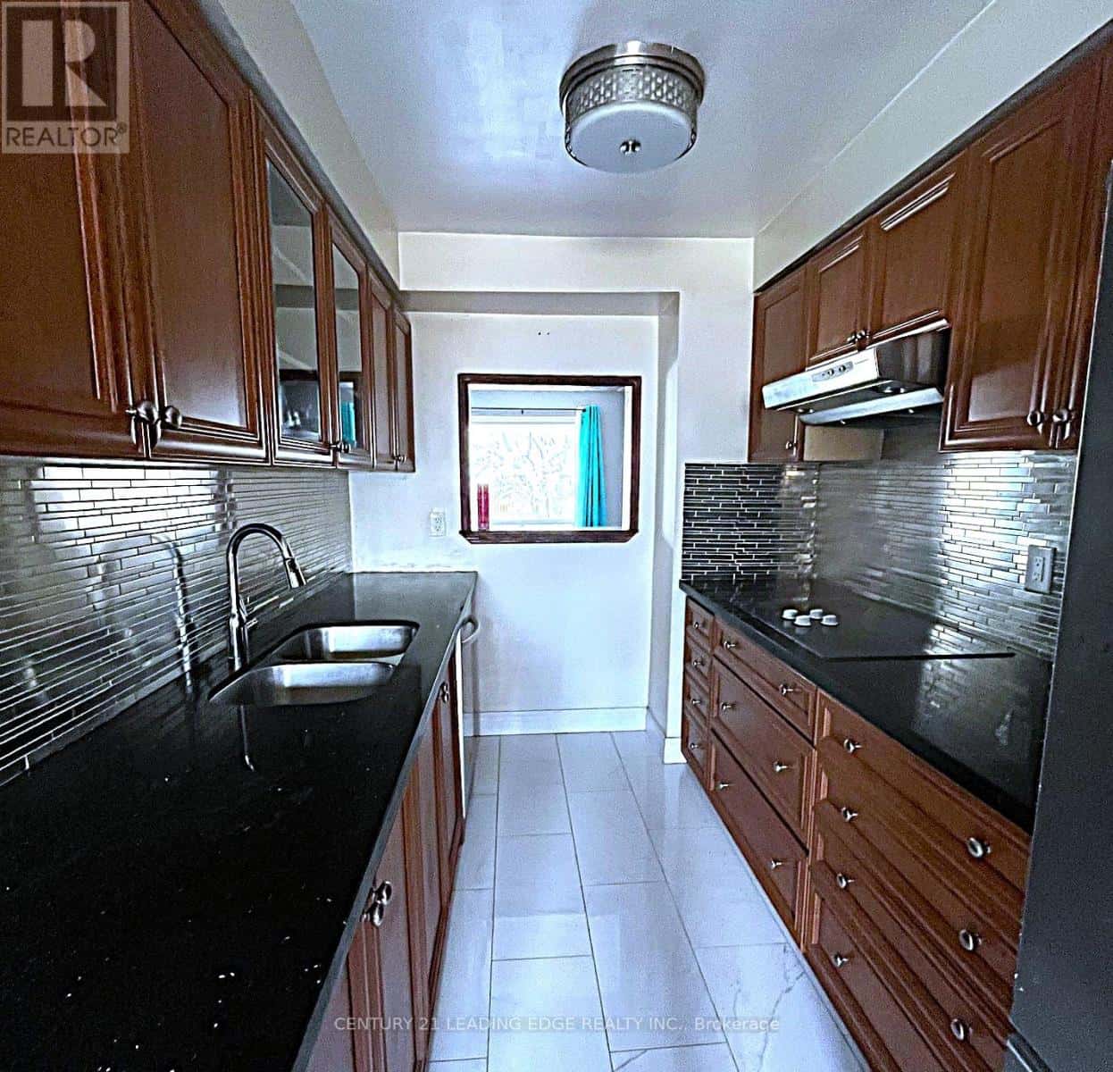 2 - 2 CARLETON PLACE — Brampton (Bramalea West Industrial), Ontario - Photo 3 of 26