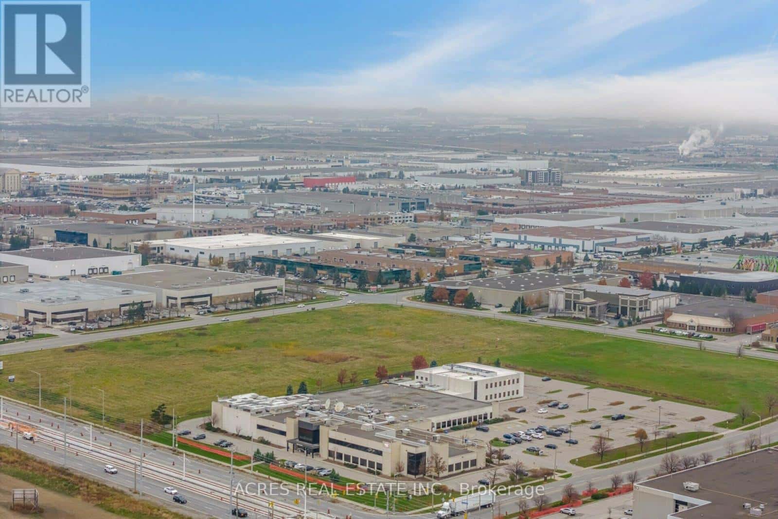 70 SUPERIOR BOULEVARD — Mississauga (Gateway), Ontario - Photo 2 of 23