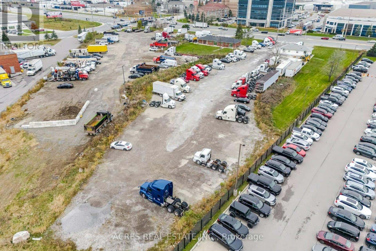 140-160 DERRY ROAD E — Mississauga (Gateway), Ontario - Photo 2 of 25