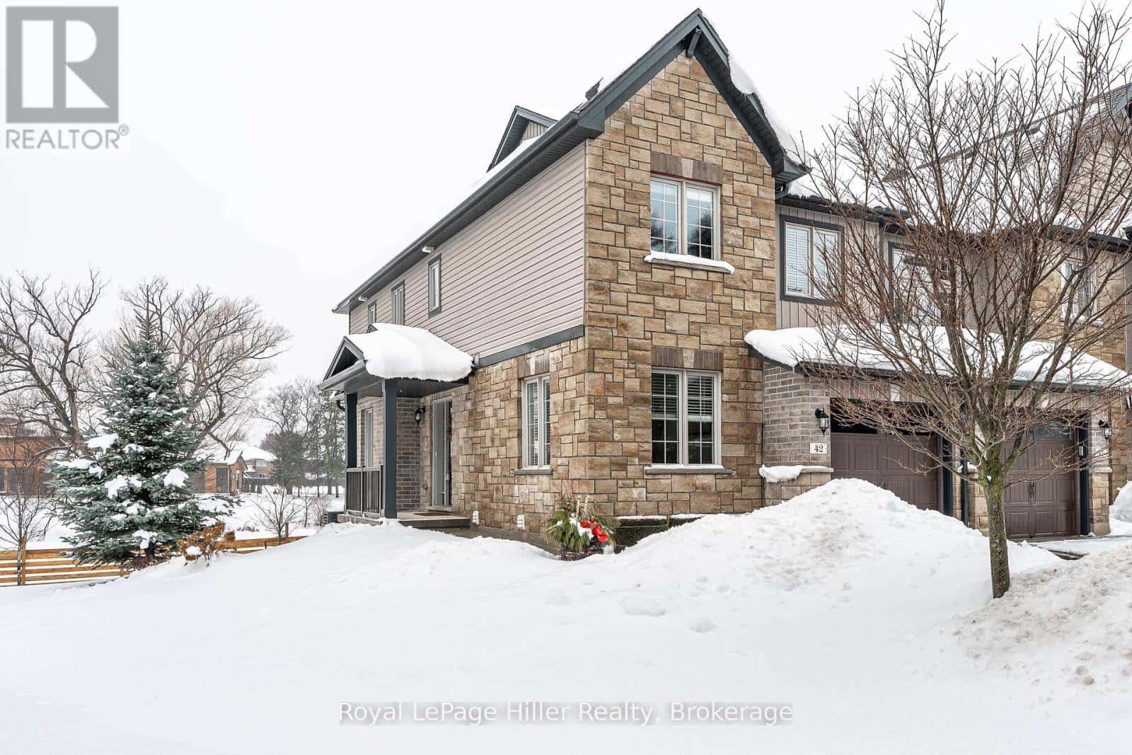 42 - 55 HARRISON STREET — Stratford, Ontario - Photo 2 of 49