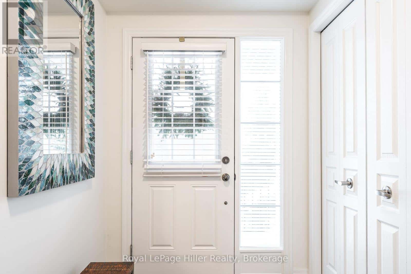 42 - 55 HARRISON STREET — Stratford, Ontario - Photo 5 of 49