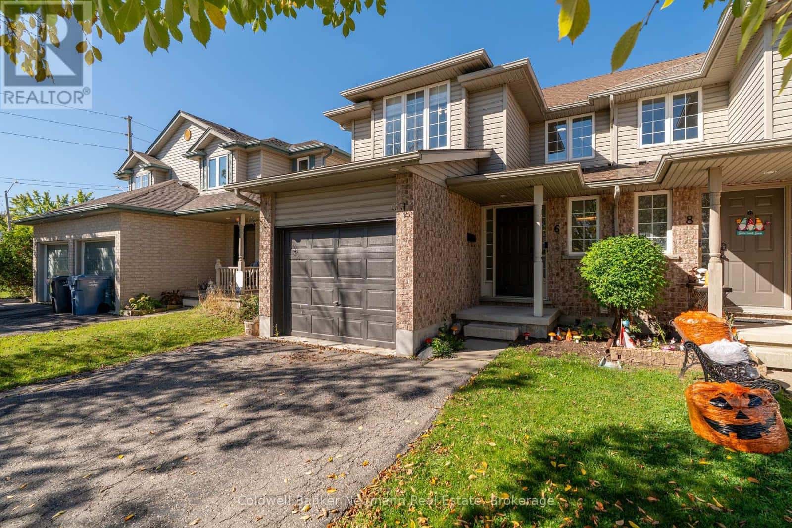 6 LAW DRIVE — Guelph (Grange Road), Ontario - Photo 4 of 43