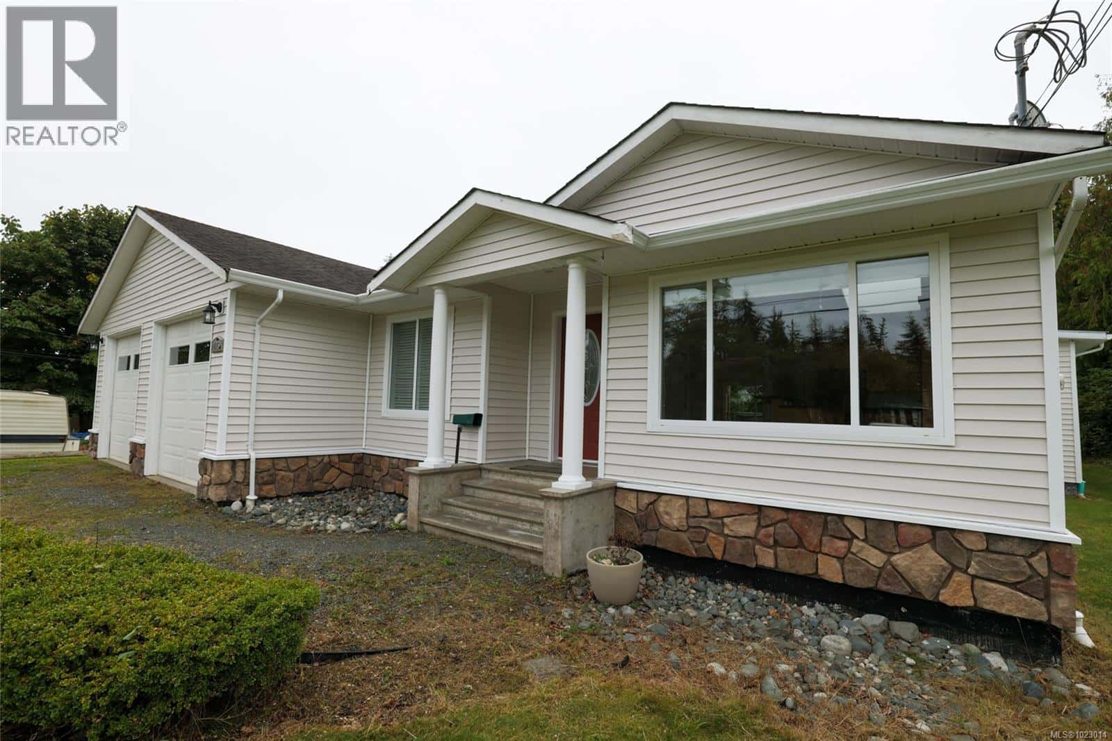 4175 Byng Rd — Port Hardy, British Columbia - Photo 3 of 25