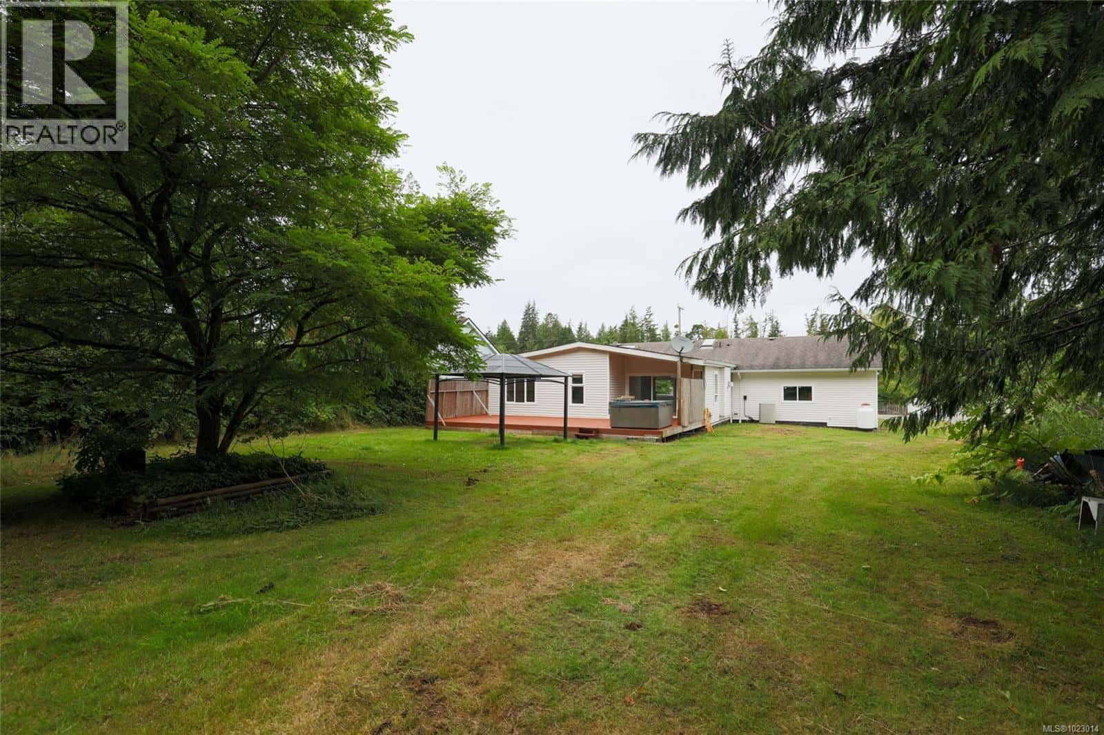 4175 Byng Rd — Port Hardy, British Columbia - Photo 5 of 25