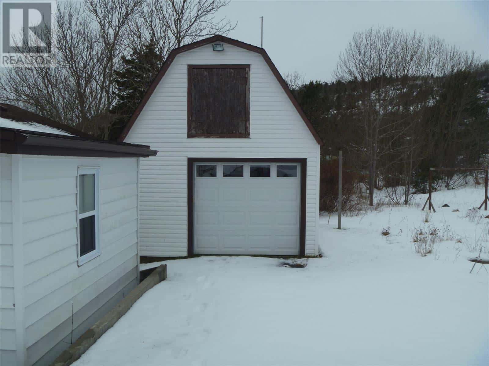 20 Downing Street — Harbour Grace, Newfoundland & Labrador - Photo 4 of 21