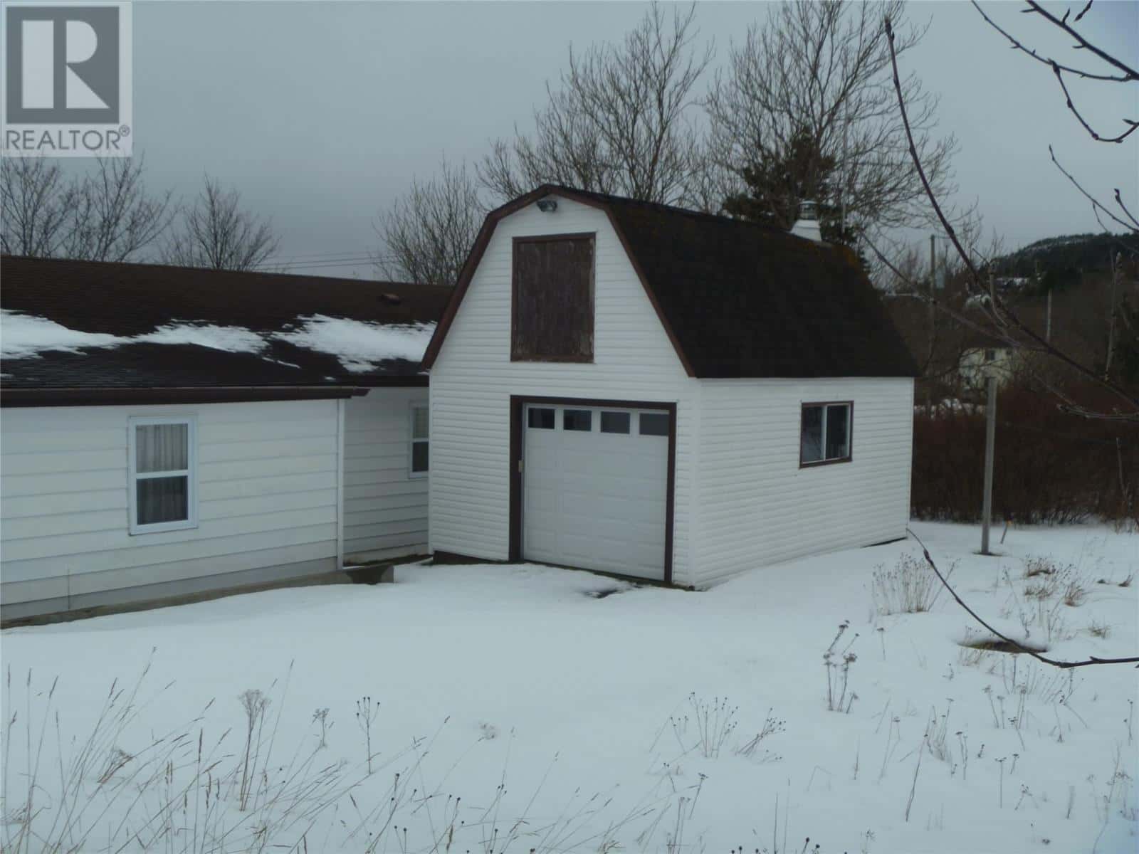 20 Downing Street — Harbour Grace, Newfoundland & Labrador - Photo 5 of 21