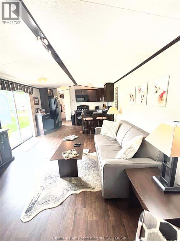 981 County Rd 2 ROAD Unit# 501 — Lakeshore, Ontario - Photo 5 of 11