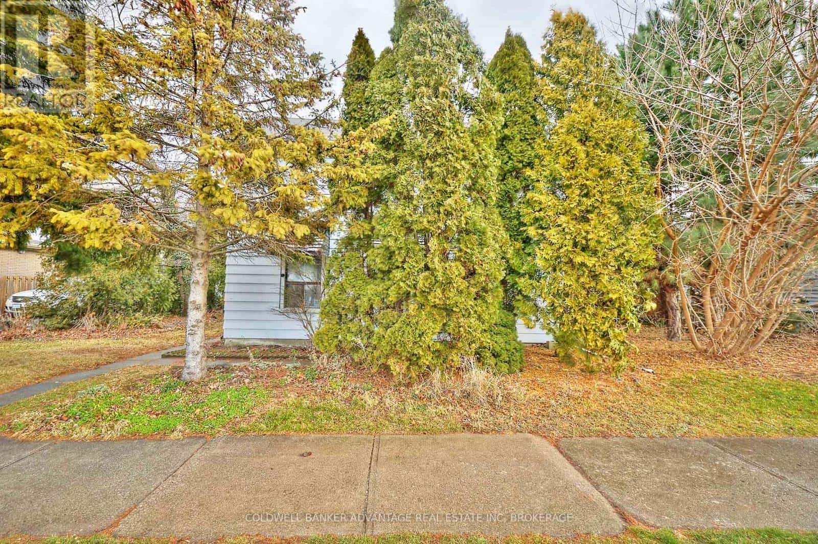 75 LAKEPORT ROAD — St. Catharines (Port Dalhousie), Ontario - Photo 2 of 25