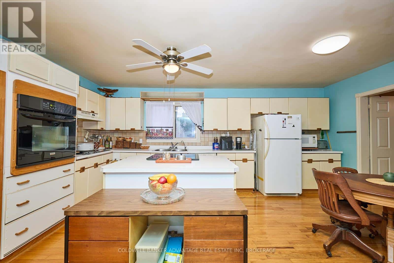 75 LAKEPORT ROAD — St. Catharines (Port Dalhousie), Ontario - Photo 4 of 25