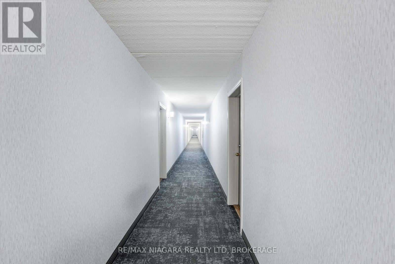 410 - 198 SCOTT STREET — St. Catharines (Fairview), Ontario - Photo 5 of 32