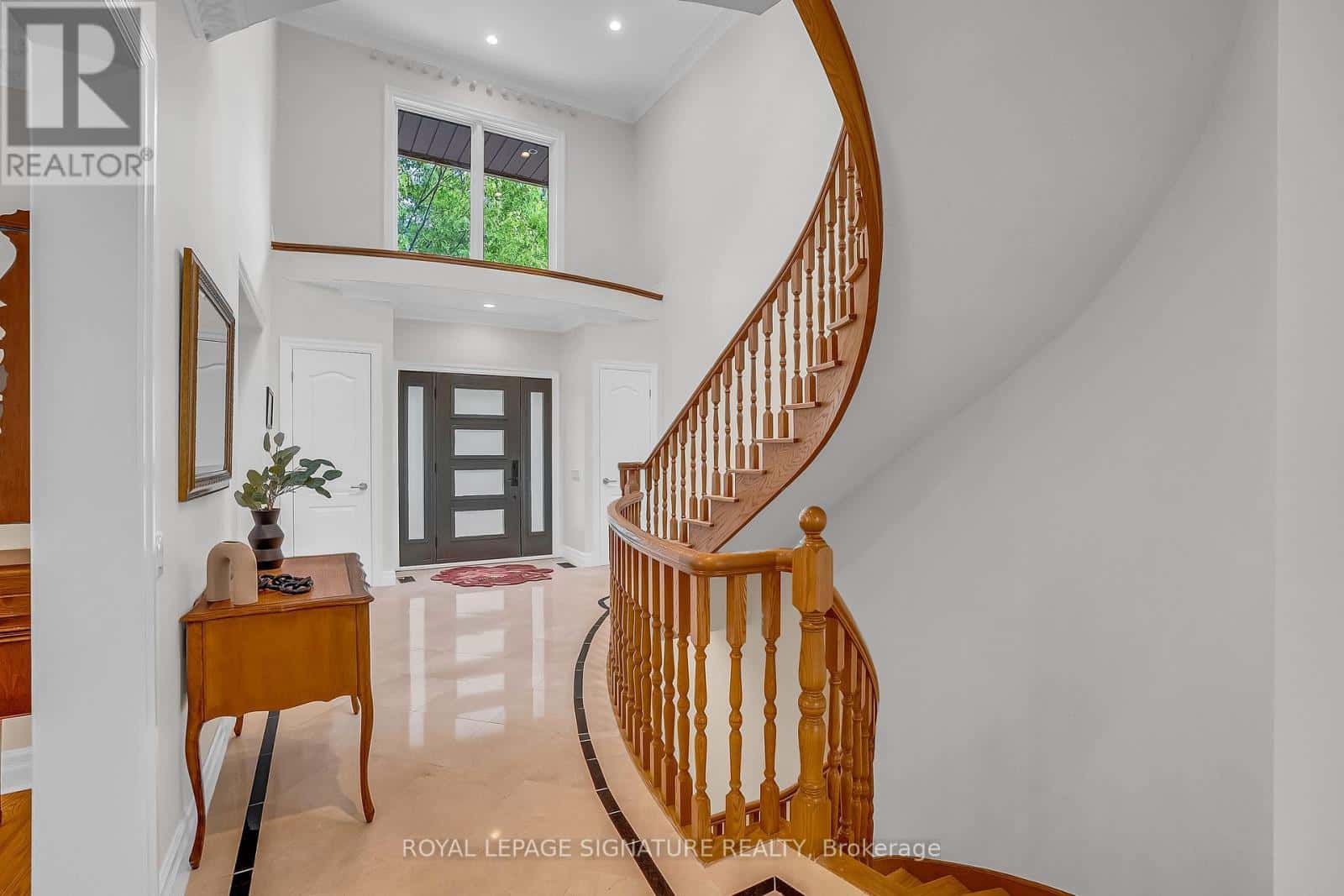 20 HURLINGHAM CRESCENT — Toronto (Banbury-Don Mills), Ontario - Photo 4 of 50