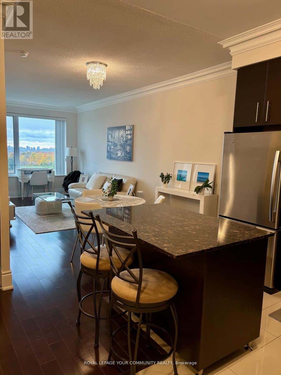 RG7 - 325 SOUTH PARK ROAD — Markham (Commerce Valley), Ontario - Photo 2 of 30