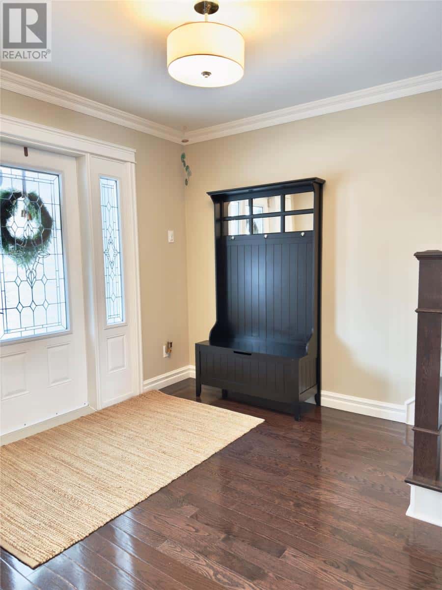 46 Sunset Drive — Clarenville, Newfoundland & Labrador - Photo 3 of 39