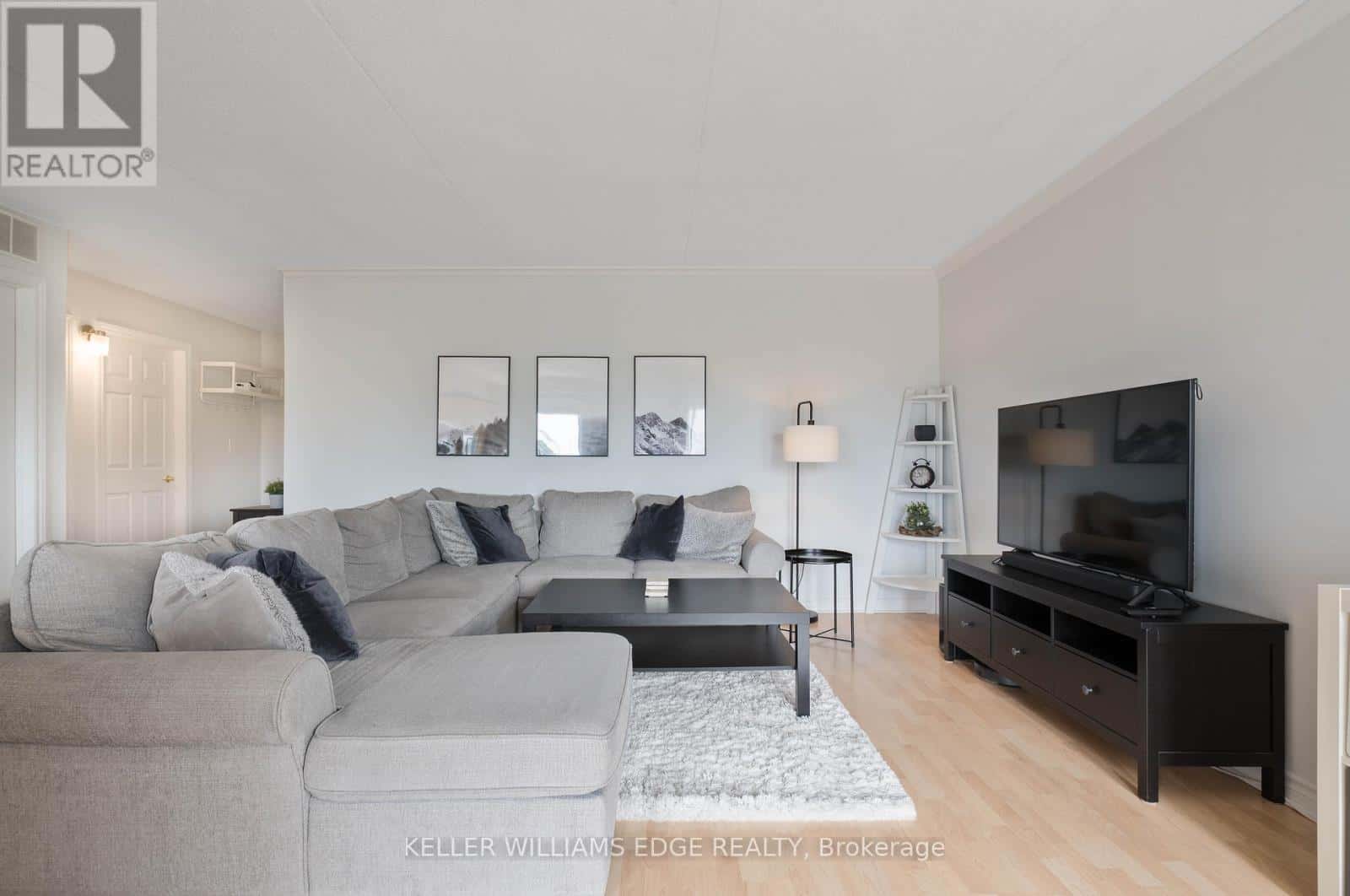 304 - 4450 FAIRVIEW STREET — Burlington (Shoreacres), Ontario - Photo 5 of 23