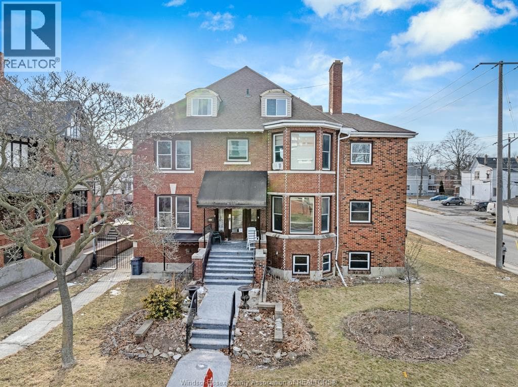 801 VICTORIA AVENUE — Windsor, Ontario - Main photo