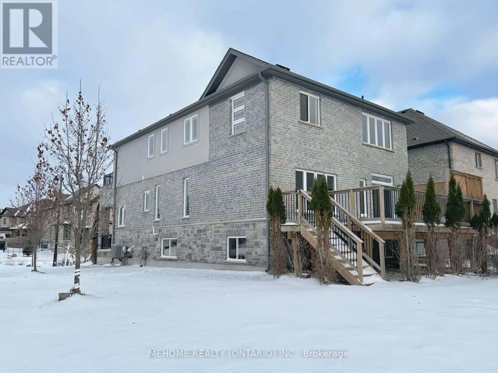 201 SPRING GARDEN DRIVE — Waterloo, Ontario - Photo 4 of 28