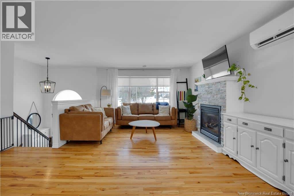 2 Tagish Road — Quispamsis, New Brunswick - Photo 4 of 38