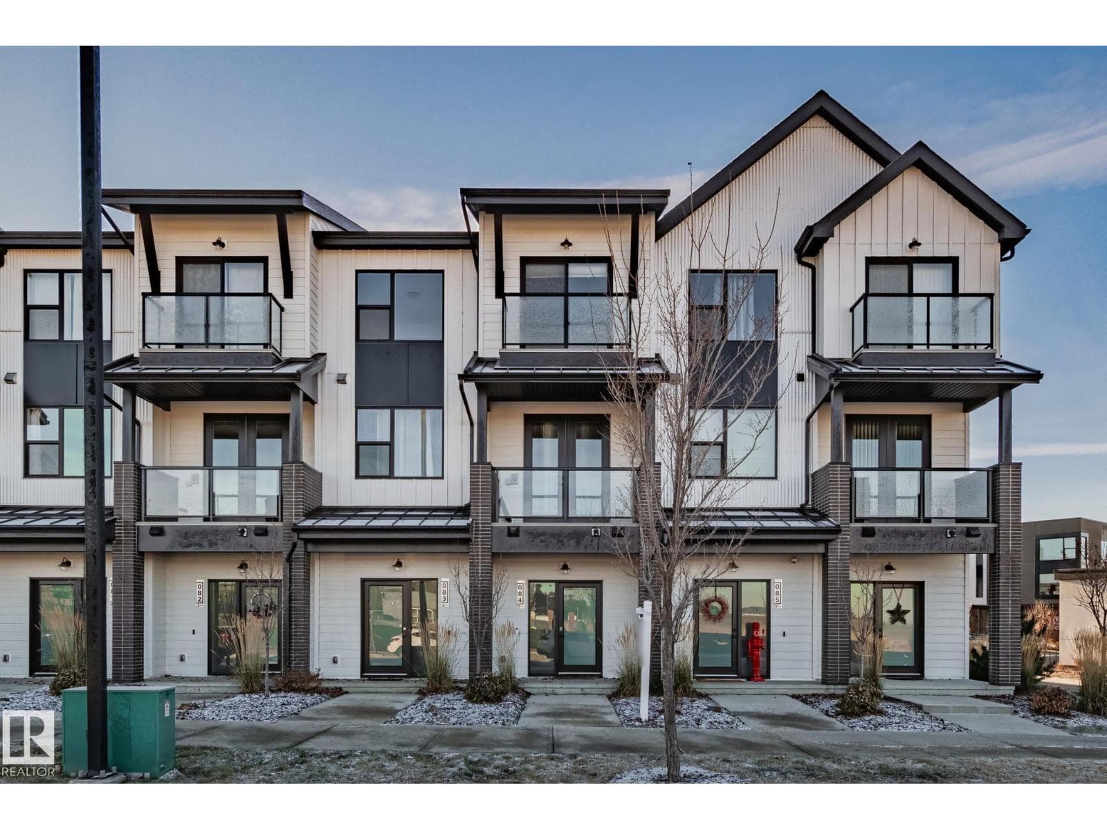 #84 5 RONDEAU DR — St. Albert, Alberta - Main photo