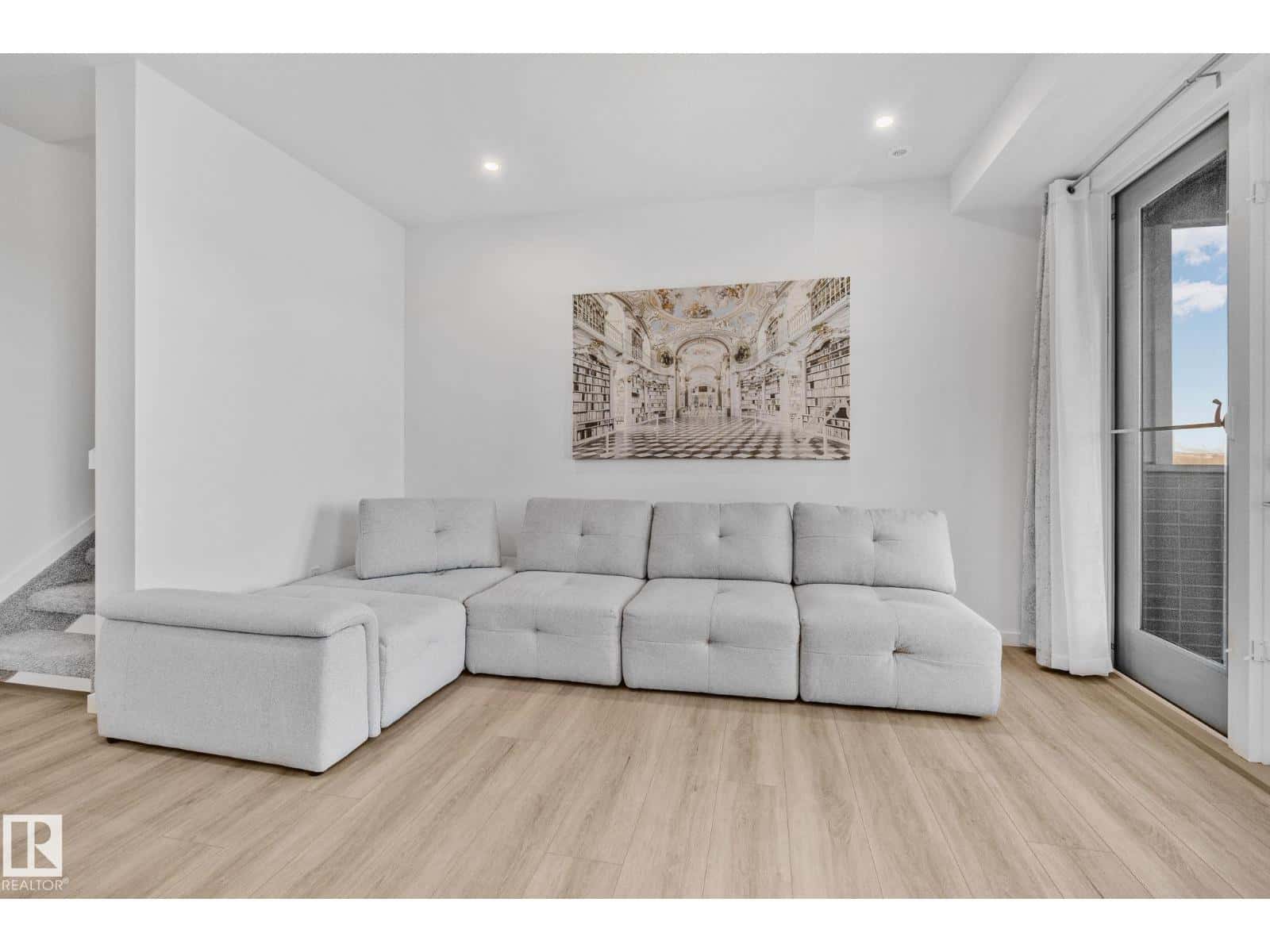 #84 5 RONDEAU DR — St. Albert, Alberta - Photo 2 of 30