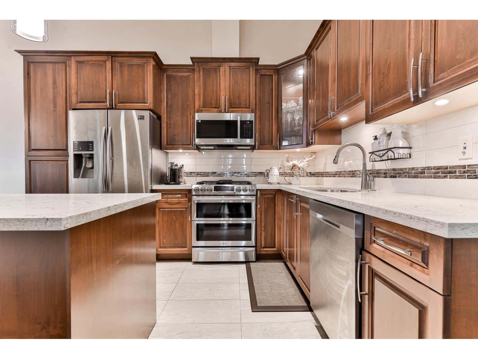 B627 20716 WILLOUGHBY TOWN CENTER DRIVE — Langley, British Columbia - Photo 4 of 20