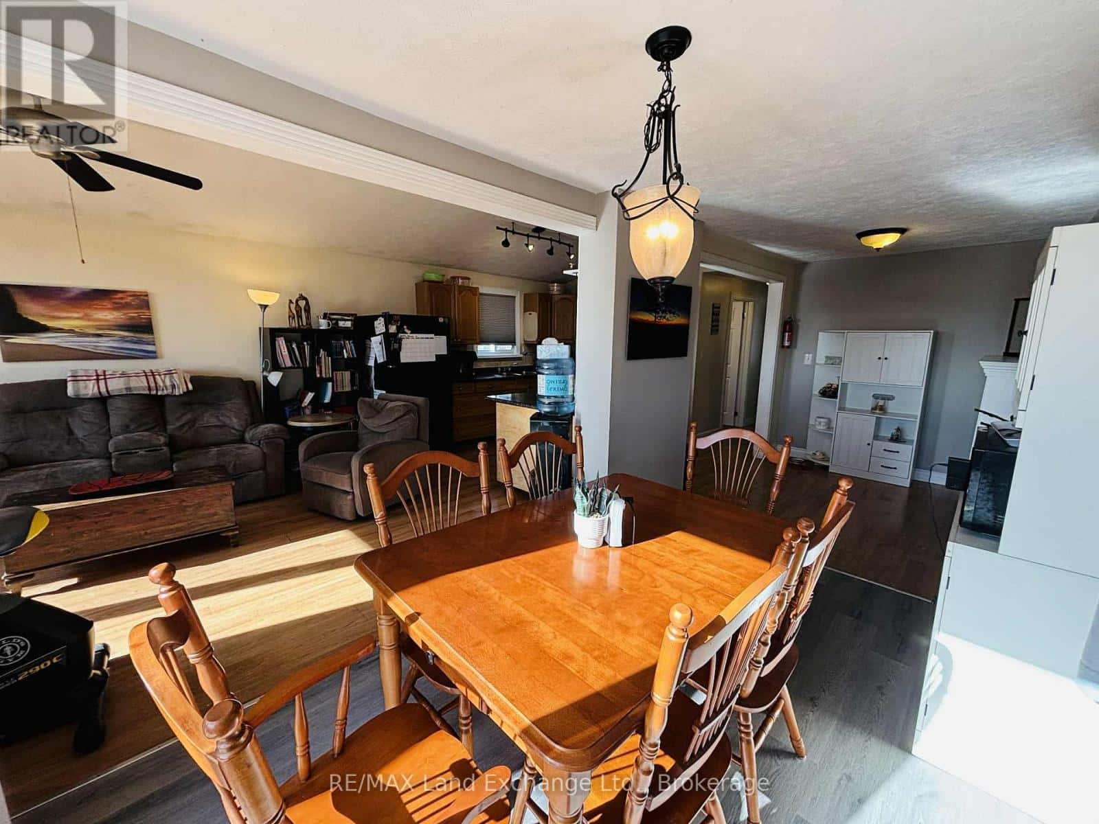 206 GRACE STREET E — Georgian Bluffs, Ontario - Photo 5 of 17