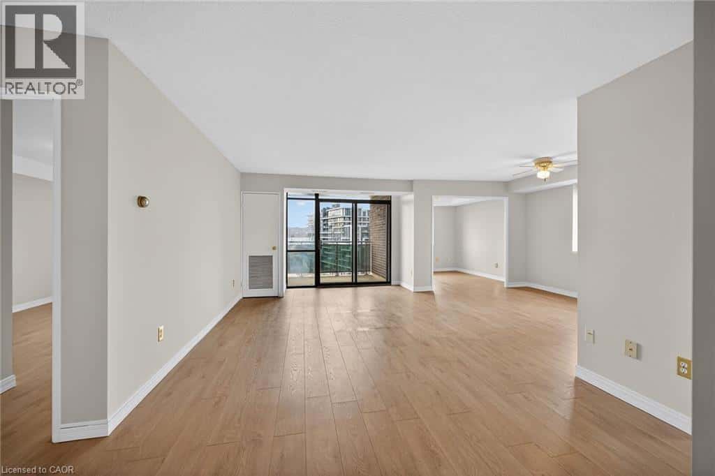 301 FRANCES Avenue Unit# 907 — Hamilton, Ontario - Photo 5 of 49