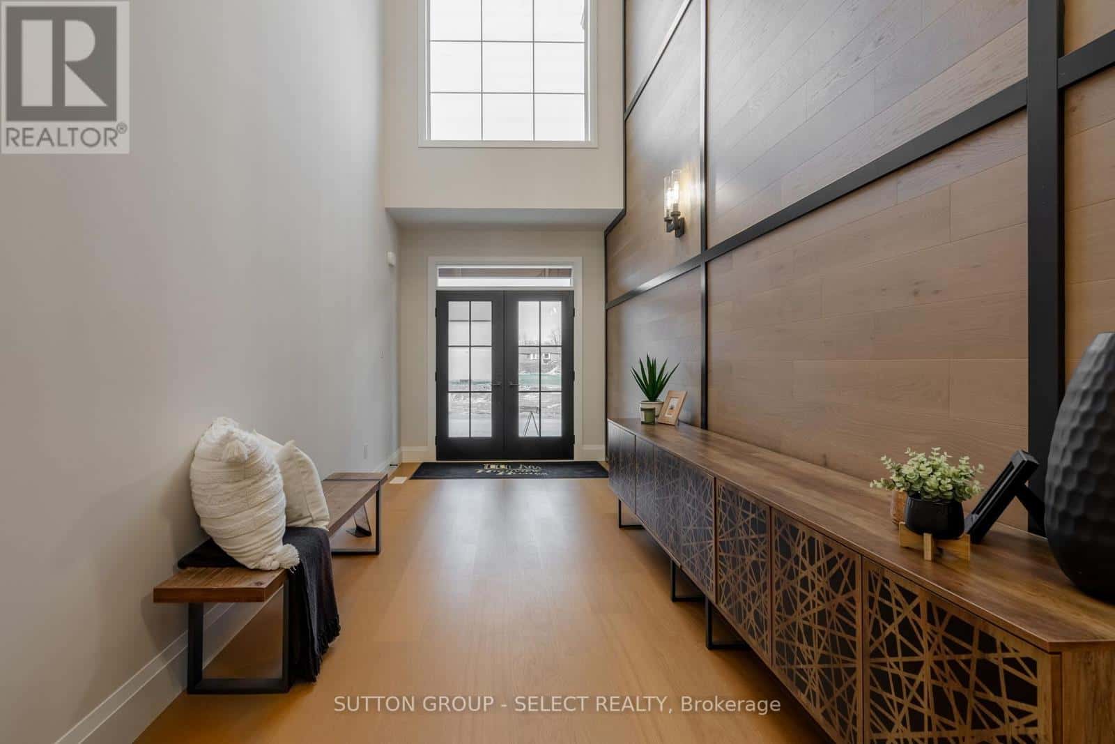 6343 HEATHWOODS AVENUE — London South (South V), Ontario - Photo 3 of 33