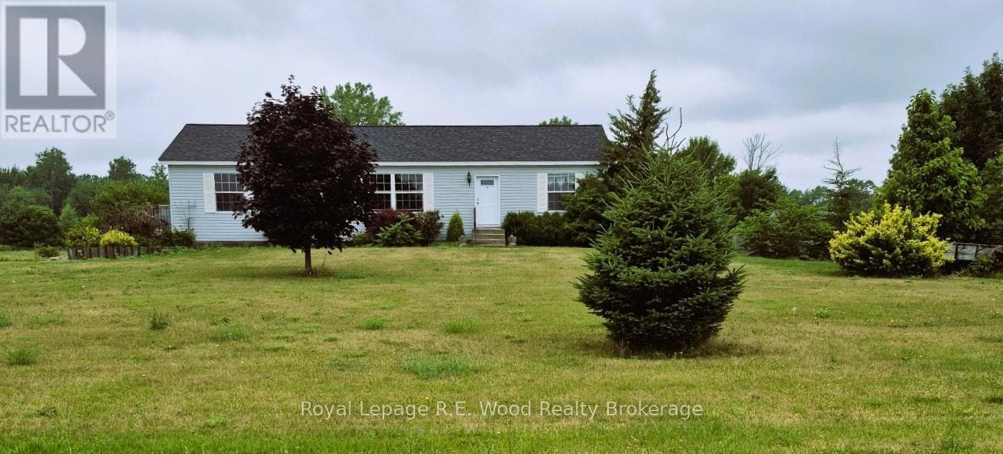 1319 WINDHAM CENTRE ROAD 9 ROAD — Norfolk, Ontario - Main photo
