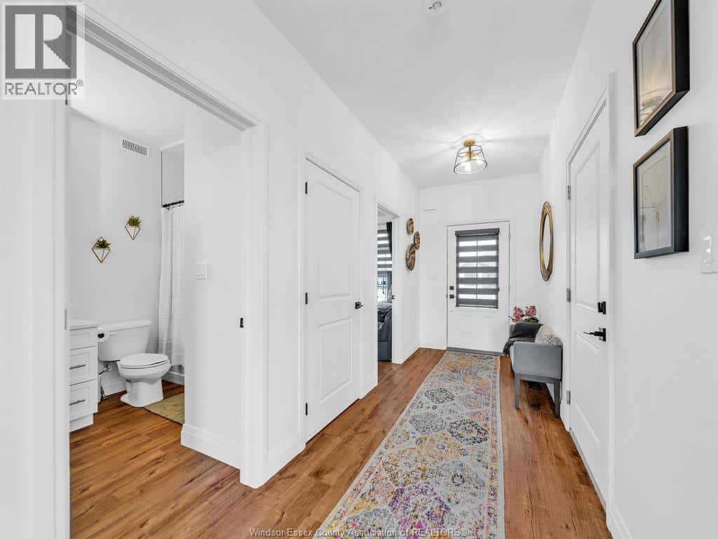 214 Livingstone CRESCENT — Amherstburg, Ontario - Photo 4 of 38