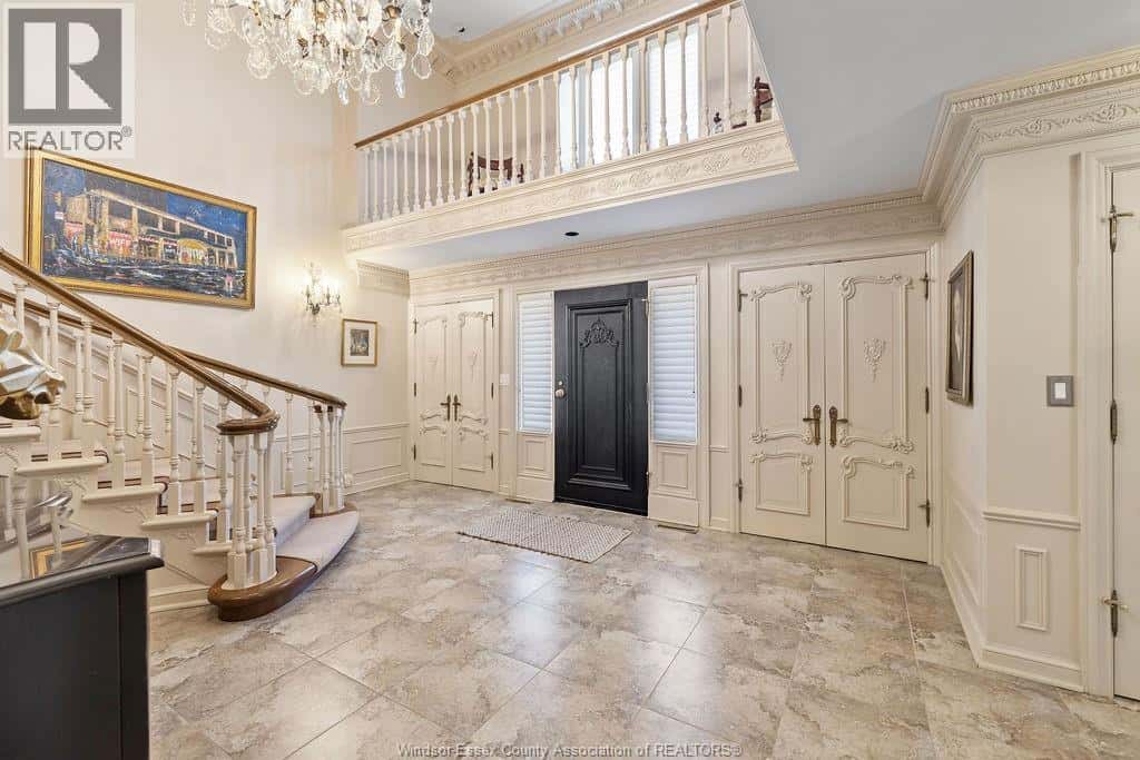 1255 TANGLEWOOD COURT — LaSalle, Ontario - Photo 3 of 50