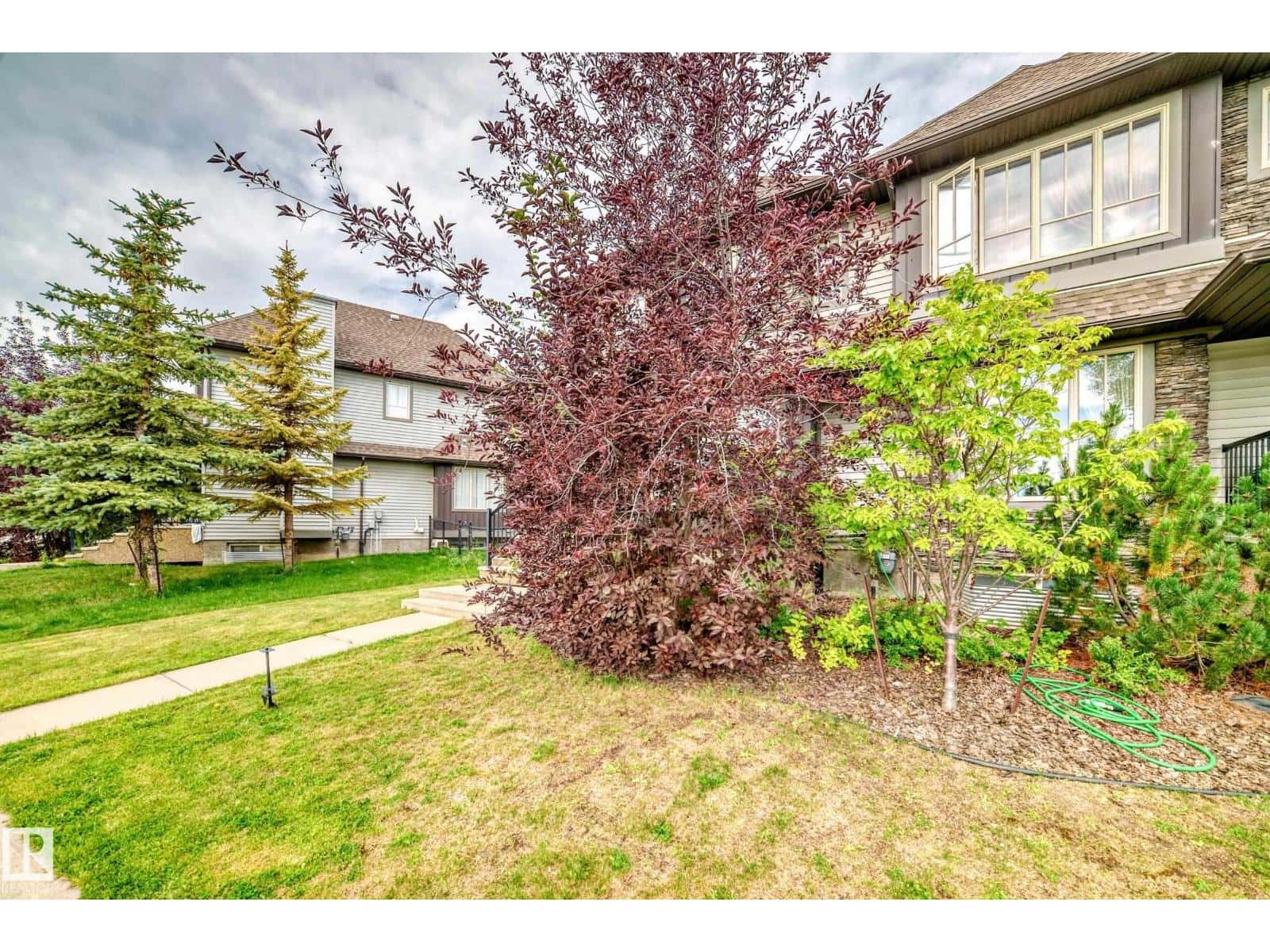 3834 ALLAN DR SW — Edmonton, Alberta - Photo 3 of 75