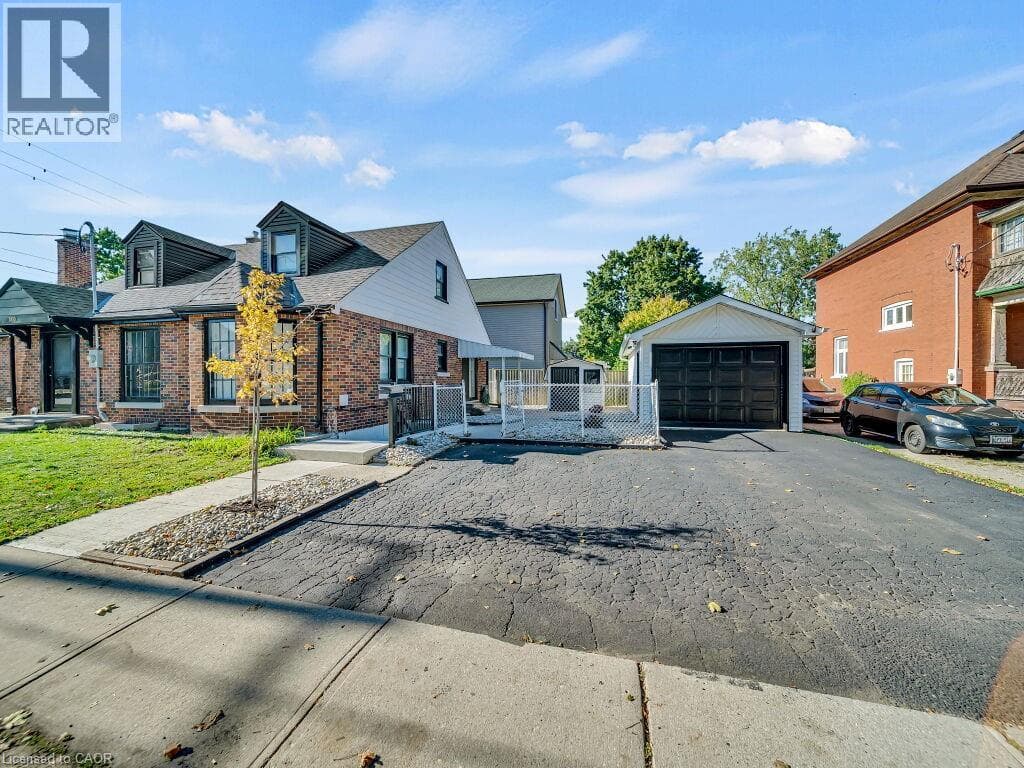 860 VINE Street — Cambridge, Ontario - Main photo