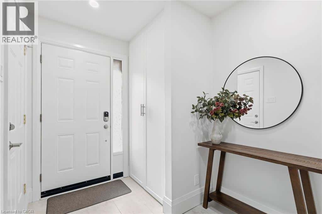 1357 ONTARIO Street Unit# 23 — Burlington, Ontario - Photo 5 of 43