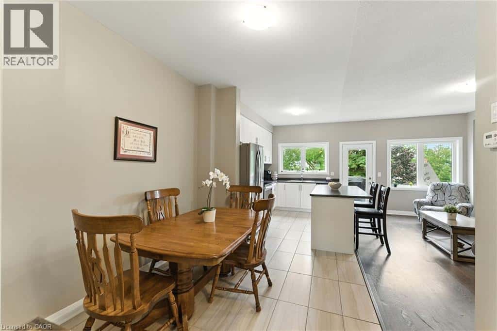 4071 FRACCHIONI Drive — Beamsville, Ontario - Photo 4 of 27