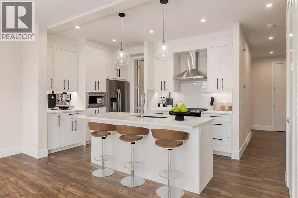 60 Aspen Woods Park SW — Calgary, Alberta - Photo 4 of 50