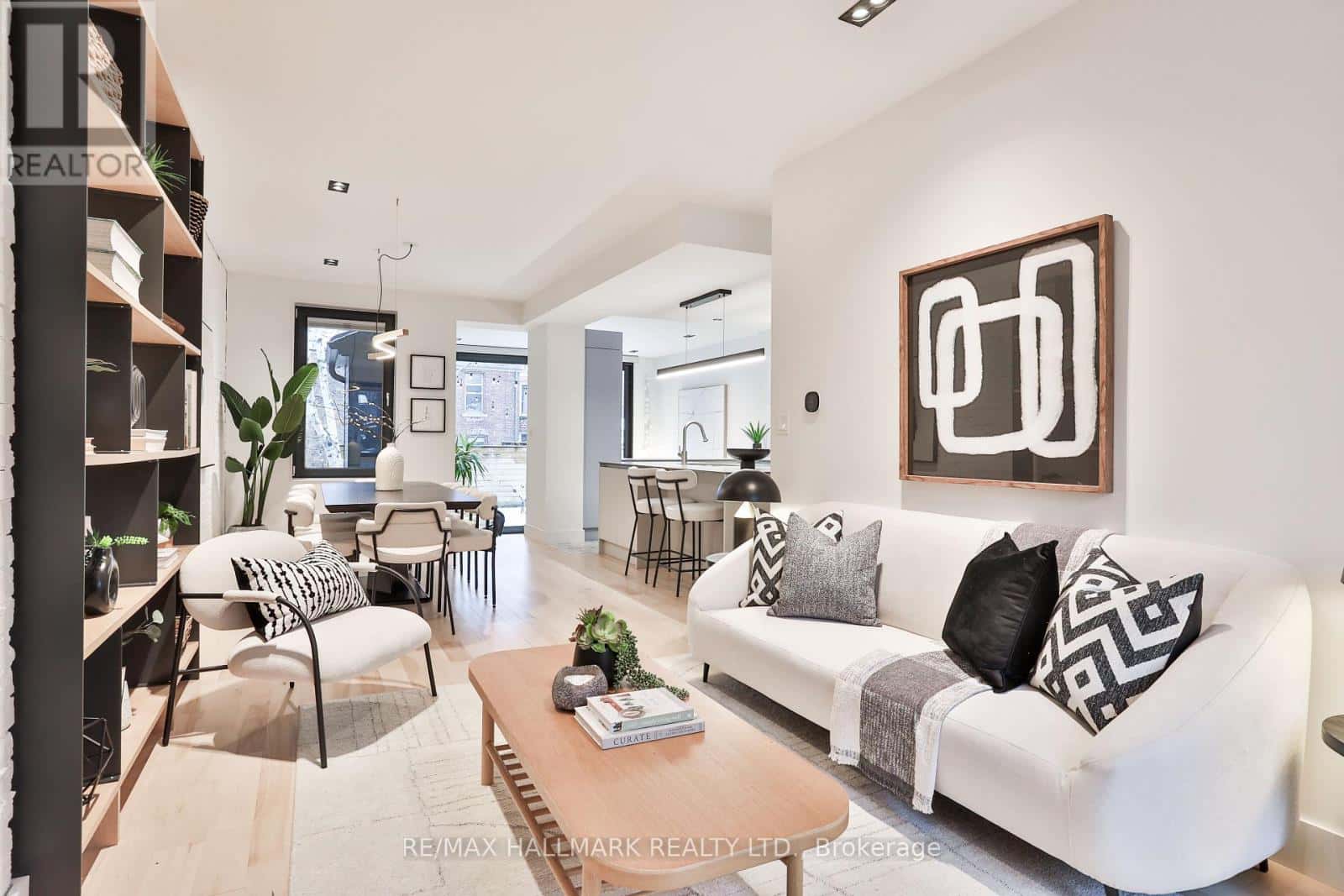 35 PALMERSTON GARDENS — Toronto (Annex), Ontario - Photo 3 of 41