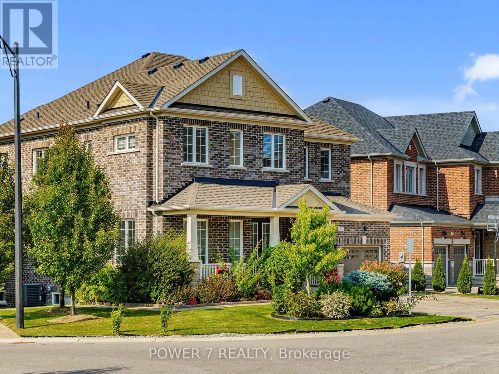 61 MATCH POINT COURT — Aurora (Aurora Estates), Ontario - Photo 2 of 50