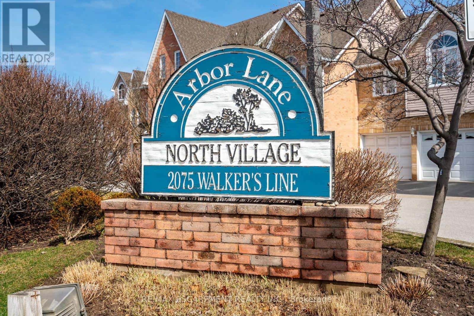 246 - 2075 WALKERS LINE W — Burlington (Rose), Ontario - Photo 3 of 39