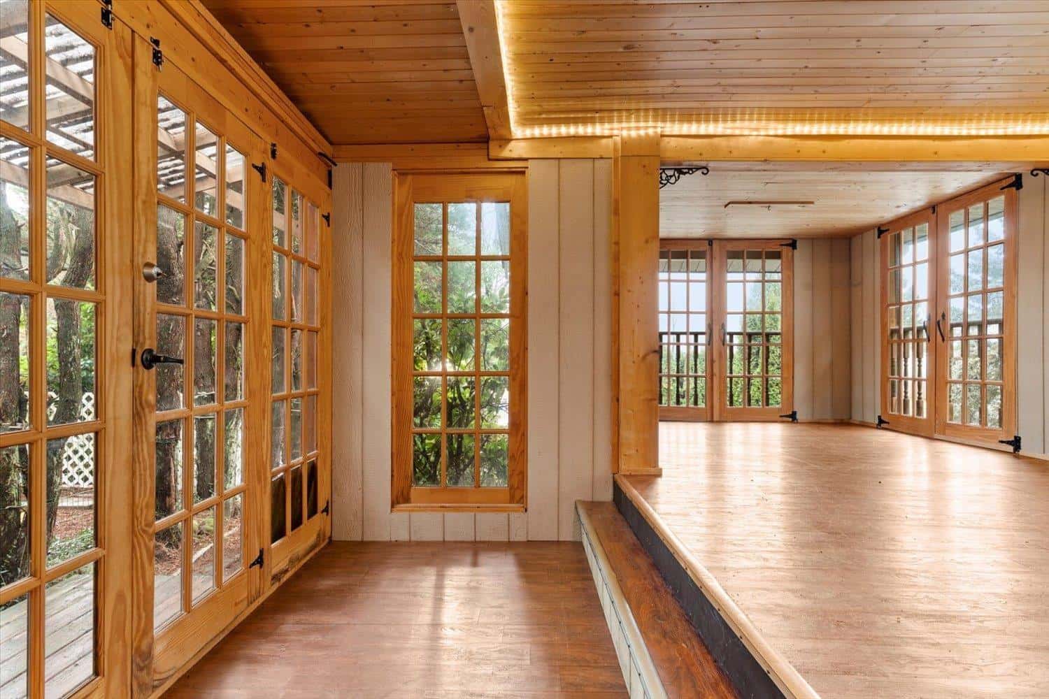 32617 BADGER AVENUE — Mission, British Columbia - Photo 4 of 39